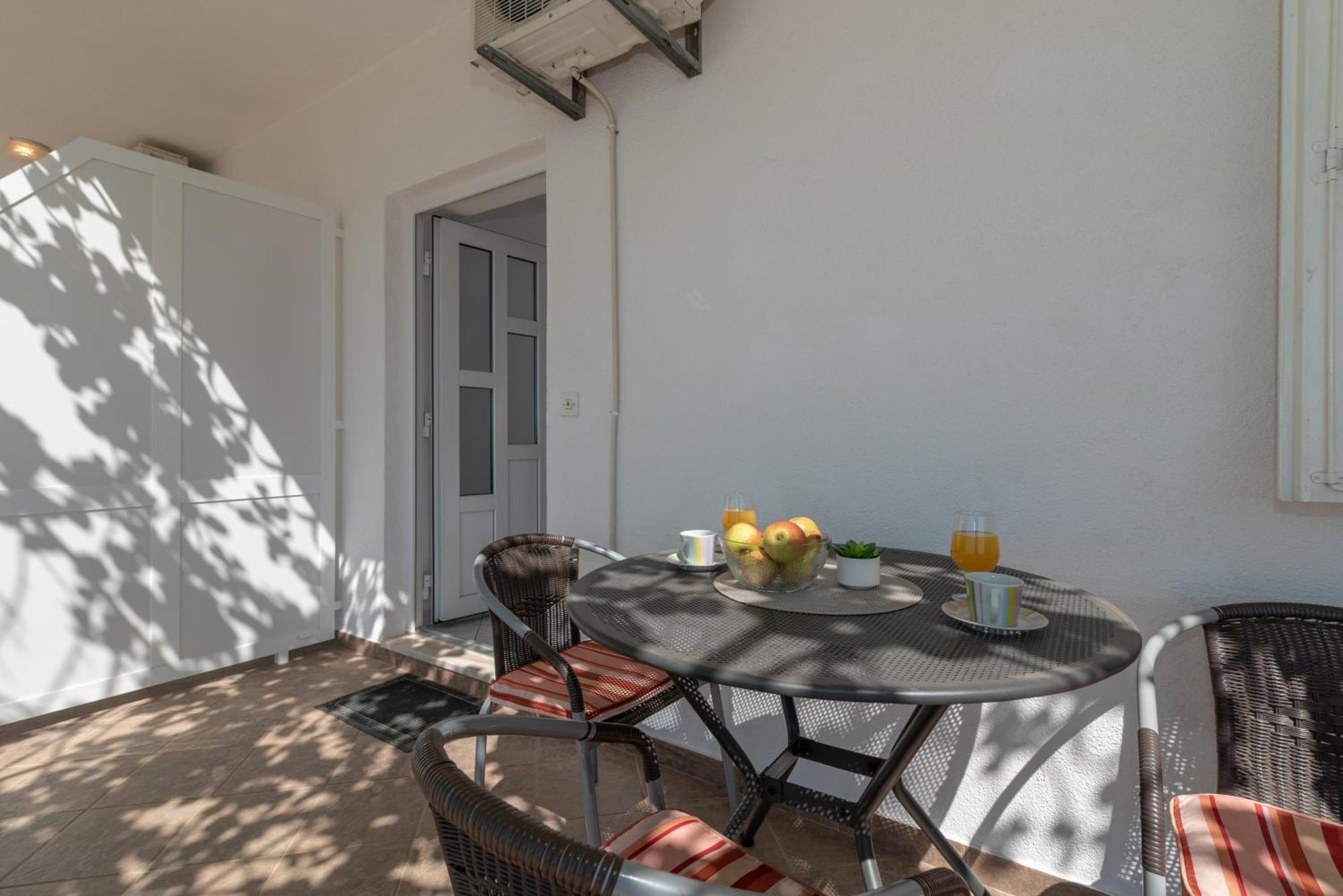 Apartments Villa Bella Vista Seget Trogir Exteriér fotografie